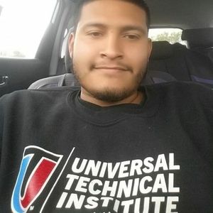 Meet your Posher, Gil